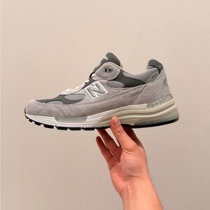 New Balance Men's Light Gray Sneakers
